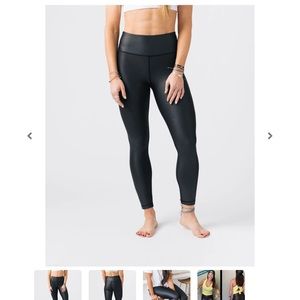 Zyia black metallic 7/8 length leggings light n tight